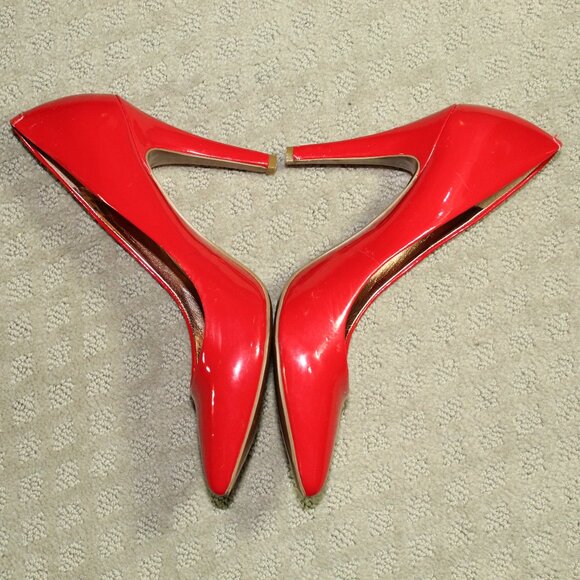 BCBGeneration Cielo Women's Sz 7.5B Red Patent Pointed Toe 4" Heels - Picture 3 of 6